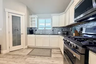 416 SW Desert Sky Dr, Hermiston, OR 97838 - Photo 9