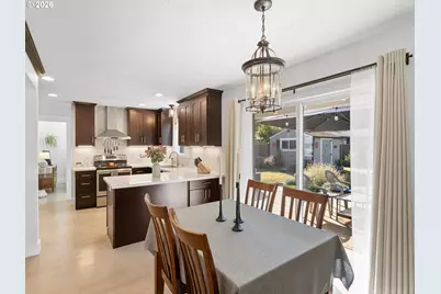 17126 SE Taylor St, Portland, OR 97233 - Photo 9