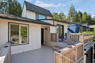 5314 SW Baird St, Portland, OR 97219 - Photo 3