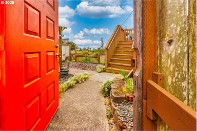 1170 NW 8th Ct, Lincoln City, OR 97367 - Photo 31