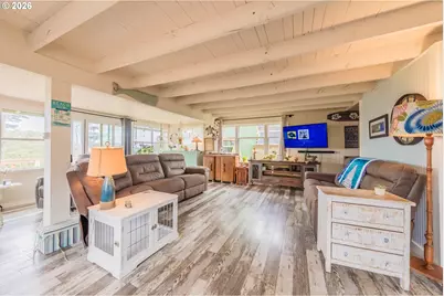 1170 NW 8th Ct, Lincoln City, OR 97367 - Photo 9