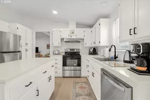 18780 Central Point Rd, Oregon City, OR 97045 - Photo 11