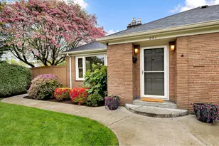 201 NW 46th St, Vancouver, WA 98663 - Photo 3
