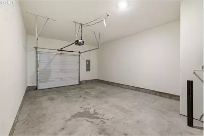 17 NE 134th Pl, Portland, OR 97230 - Photo 29