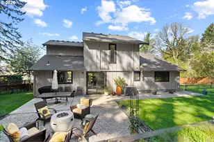 12332 SW 57th Ave, Portland, OR 97219 - Photo 17