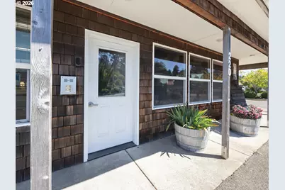 220 NW Spring St, Waldport, OR 97394 - Photo 5