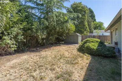 219 E Mission Dr, Newberg, OR 97132 - Photo 29