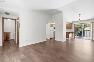 219 E Mission Dr, Newberg, OR 97132 - Photo 5