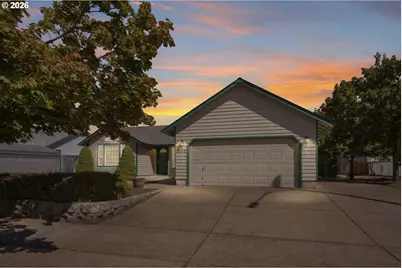 2362 Loch Dr, Springfield, OR 97477 - Photo 1
