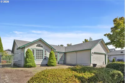 2362 Loch Dr, Springfield, OR 97477 - Photo 3