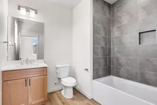 5864 N Missouri Ave, Portland, OR 97217 - Photo 9
