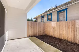 5864 N Missouri Ave, Portland, OR 97217 - Photo 11