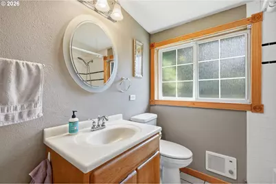 2378 19th St, Springfield, OR 97477 - Photo 27