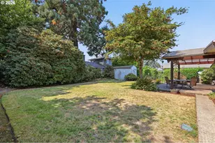 2378 19th St, Springfield, OR 97477 - Photo 33