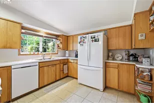 2378 19th St, Springfield, OR 97477 - Photo 21
