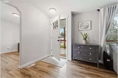 6611 NW 304th St, Ridgefield, WA 98642 - Photo 7