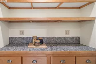 765 Foothill Dr, Eugene, OR 97405 - Photo 17