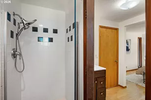 765 Foothill Dr, Eugene, OR 97405 - Photo 25