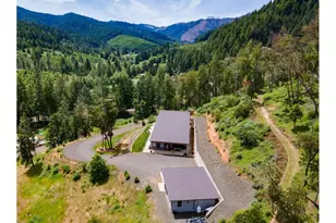 5795 Hubbard Creek Rd, Umpqua, OR 97486 - Photo 3