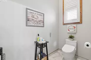 5795 Hubbard Creek Rd, Umpqua, OR 97486 - Photo 23
