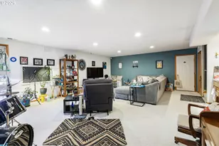 3148 NE Rocky Butte Ln, Portland, OR 97220 - Photo 25