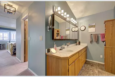 10535 SW 135th Ave, Beaverton, OR 97008 - Photo 25