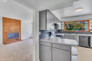 1617 NE Morgan St, Portland, OR 97211 - Photo 7