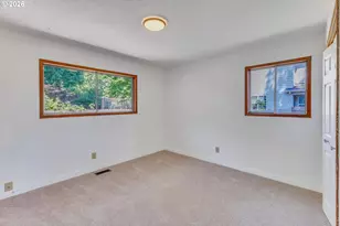 1617 NE Morgan St, Portland, OR 97211 - Photo 21