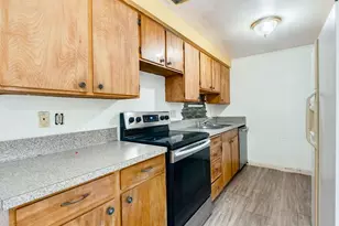 235 NW Fenton St, McMinnville, OR 97128 - Photo 25