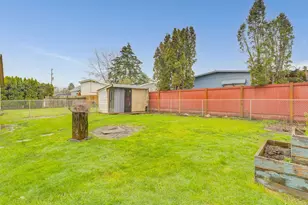 235 NW Fenton St, McMinnville, OR 97128 - Photo 33