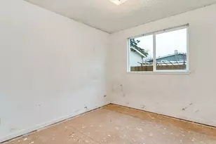 235 NW Fenton St, McMinnville, OR 97128 - Photo 11