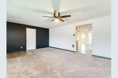 235 NW Fenton St, McMinnville, OR 97128 - Photo 21