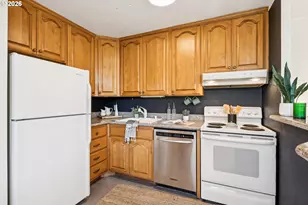 1220 NE 17th Ave, Portland, OR 97232 - Photo 11