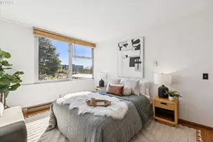 1220 NE 17th Ave, Portland, OR 97232 - Photo 17