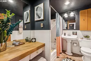 1220 NE 17th Ave, Portland, OR 97232 - Photo 27