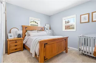 423 S 1st St, Silverton, OR 97381 - Photo 23