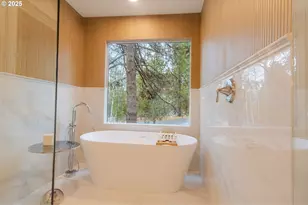 17898 Acer Ln, Bend, OR 97707 - Photo 19