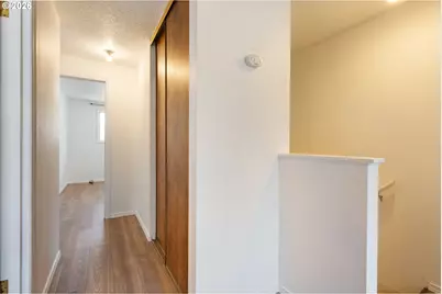 6025 SW Cherryhill Dr, Beaverton, OR 97008 - Photo 13