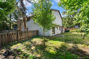 6025 SW Cherryhill Dr, Beaverton, OR 97008 - Photo 37
