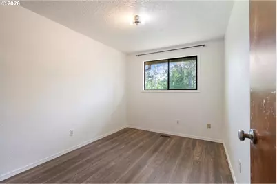 6025 SW Cherryhill Dr, Beaverton, OR 97008 - Photo 19
