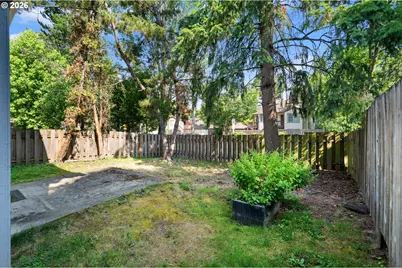 6025 SW Cherryhill Dr, Beaverton, OR 97008 - Photo 41