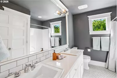 2433 SE Ivon St, Portland, OR 97202 - Photo 19