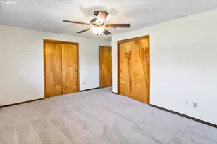 569 NE Fleming Ave, Gresham, OR 97030 - Photo 15