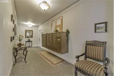 1509 NE 10th Ave #205, Portland, OR 97232 - Photo 7