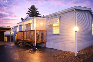 32935 SW Oakview Ct, Cornelius, OR 97113 - Photo 1