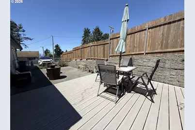 1215 Ransom Ave, Brookings, OR 97415 - Photo 35