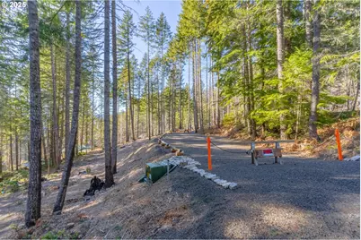 135 E Weber St, Detroit, OR 97342 - Photo 11