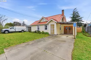 2611 Everett Ave, North Bend, OR 97459 - Photo 29