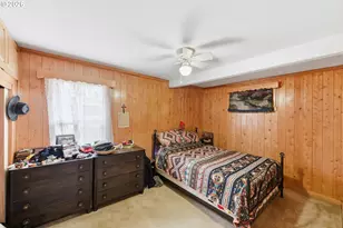 2611 Everett Ave, North Bend, OR 97459 - Photo 9