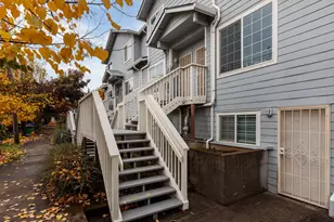 6621 N Columbia Way, Portland, OR 97203 - Photo 3